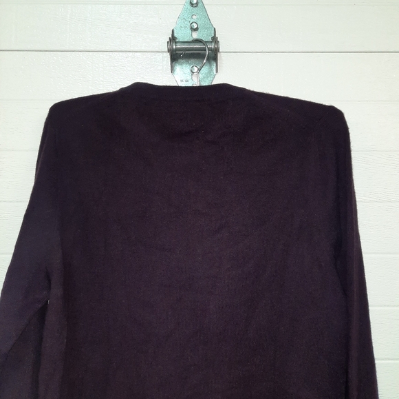 Bloomingdale's Men's Dark Purple Cashmere Crewneck Sweater - Picture 6 of 6